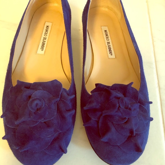 Manolo Blahnik Shoes - Manolo Blahnik blue suede flat with toe flower